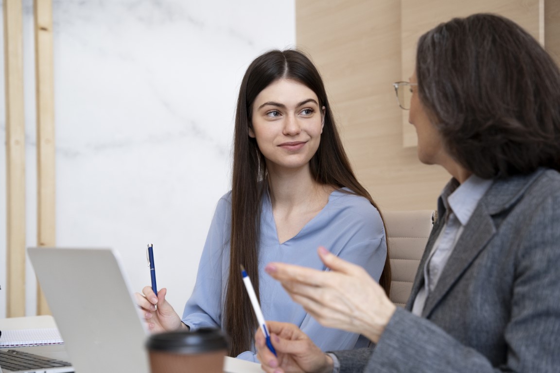 AFDS - SESIÓN DE ORIENTACIÓN PROFESIONAL PARA FAVORECER LA GENERACIÓN DE ITINERARIOS FORMATIVOS Y PROFESIONALES